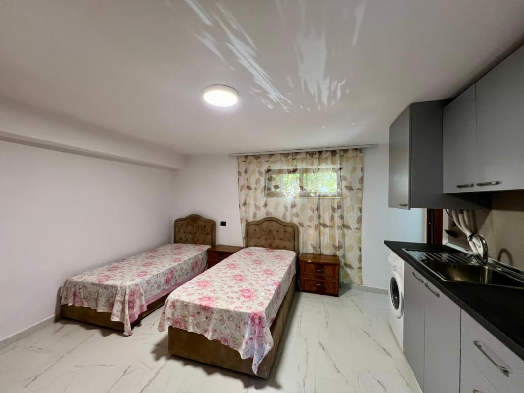 1fd6ca4a-381e-40fc-af4f-772d729f2405